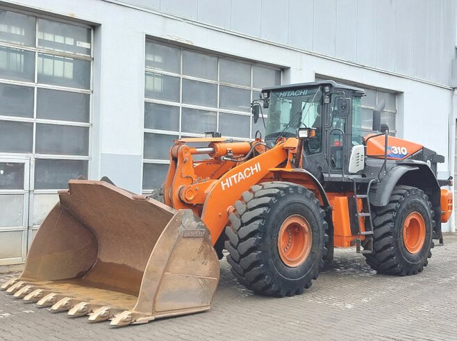 Hitachi ZW310-6