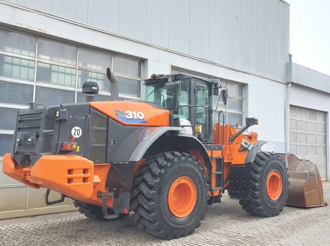 Hitachi ZW310-6