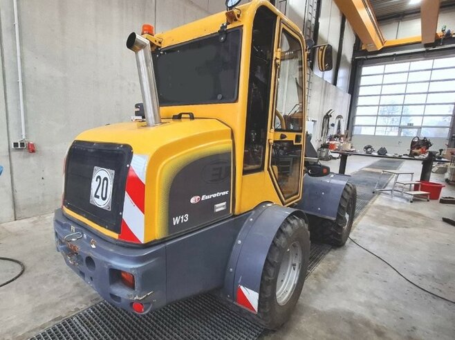 Eurotrac W13