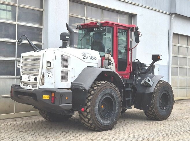 Hitachi ZW180-5