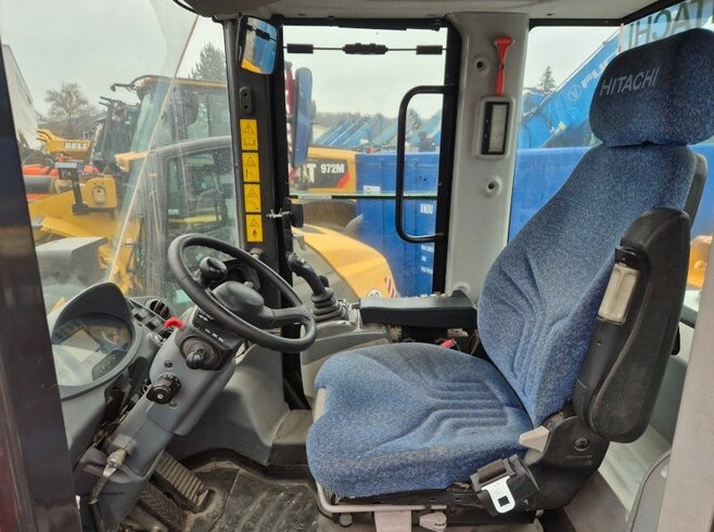Hitachi ZW180-5