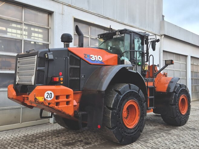 Hitachi ZW310-6