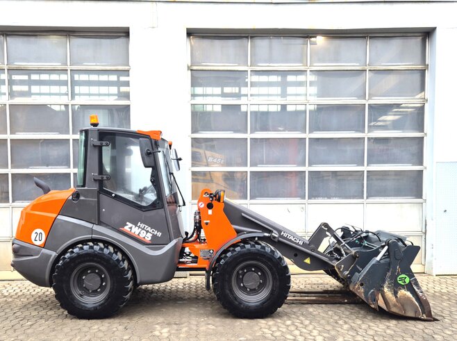 Hitachi ZW95-6