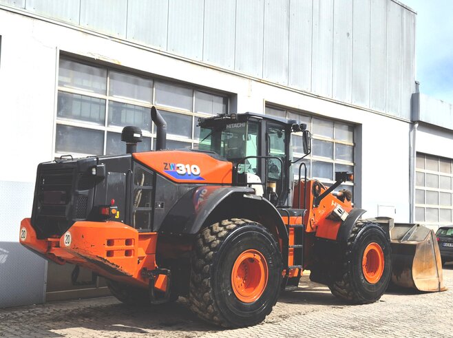 Hitachi ZW310-6