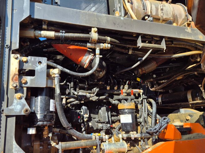 Hitachi ZW310-6