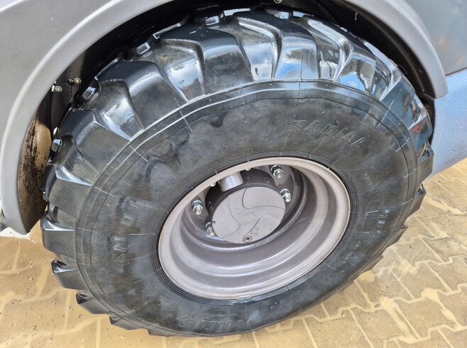 Hitachi ZW95-6 High Lift