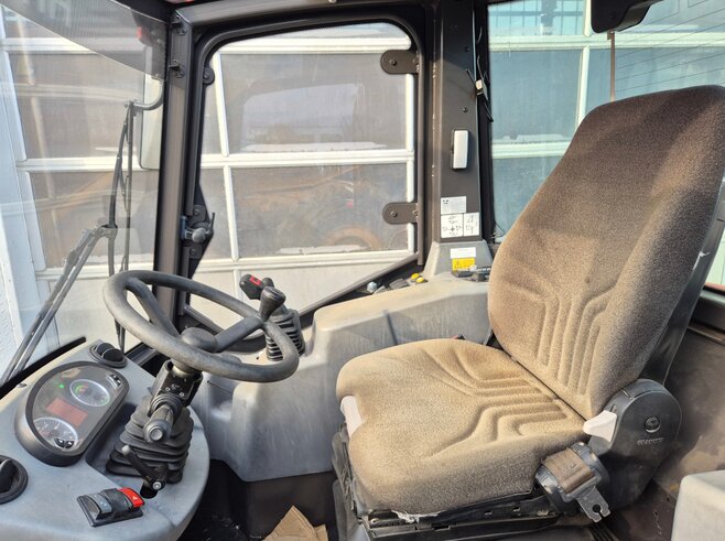 Hitachi ZW95-6 High Lift