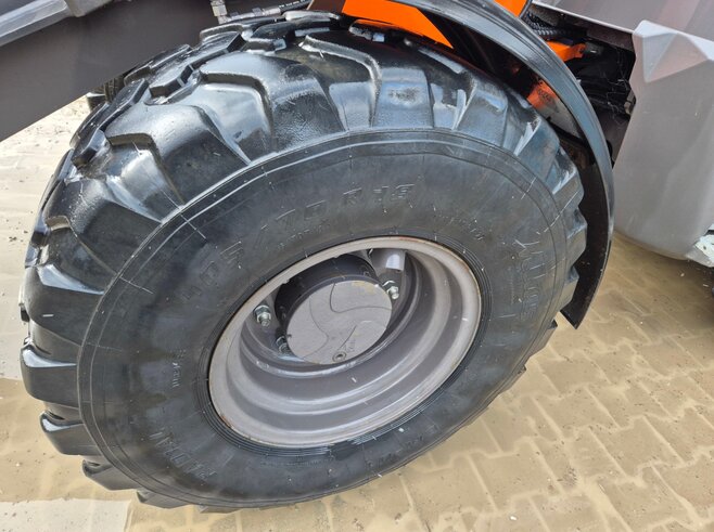 Hitachi ZW95-6 High Lift