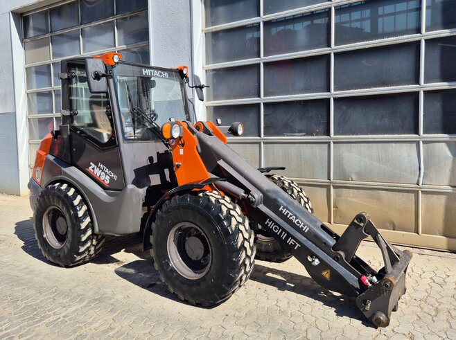 Hitachi ZW95-6 High Lift