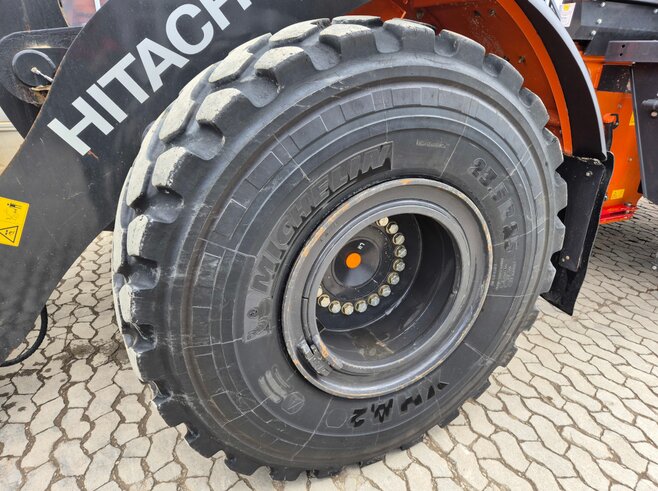 Hitachi ZW250-7 High Lift