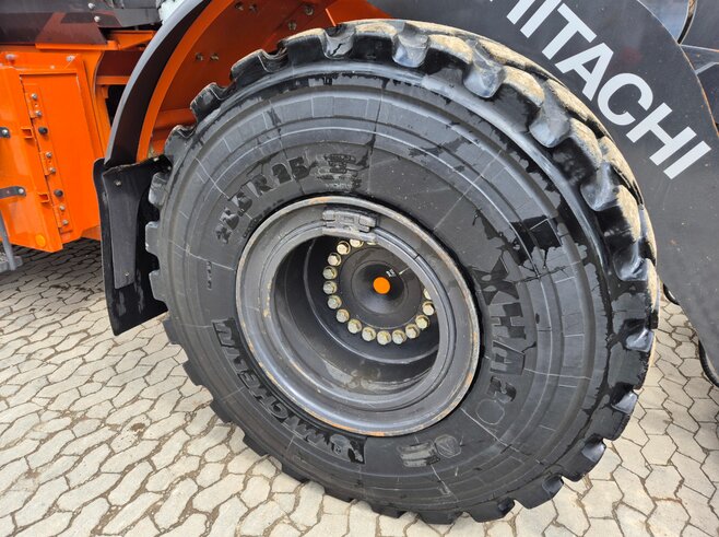 Hitachi ZW250-7 High Lift