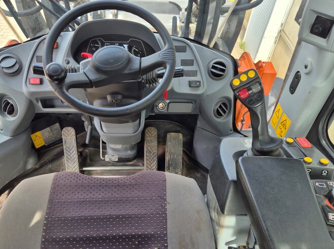 Hitachi ZW180-7 PL