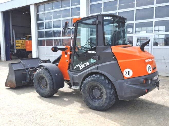Hitachi ZW75-6