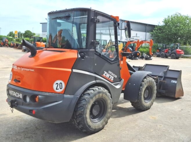 Hitachi ZW75-6
