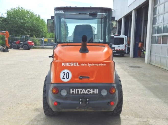 Hitachi ZW75-6