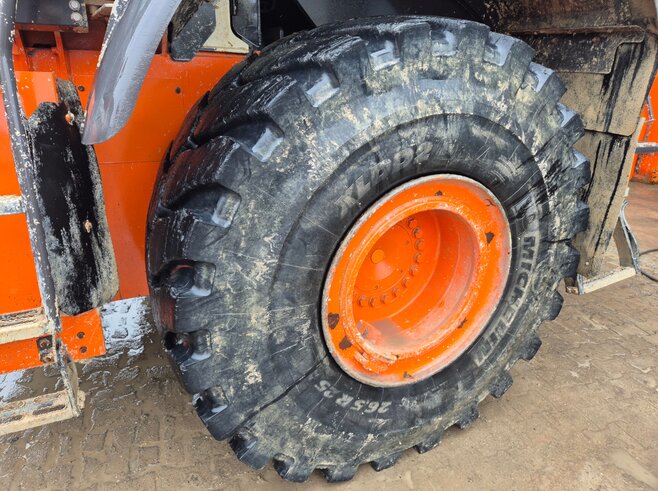 Hitachi ZW310-6