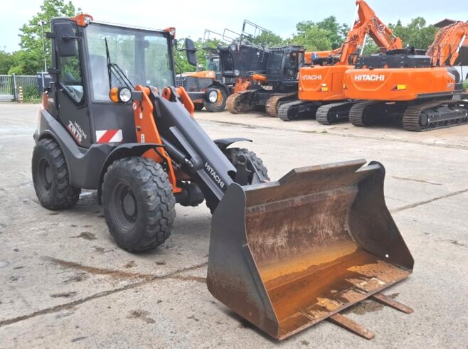Hitachi ZW75-6