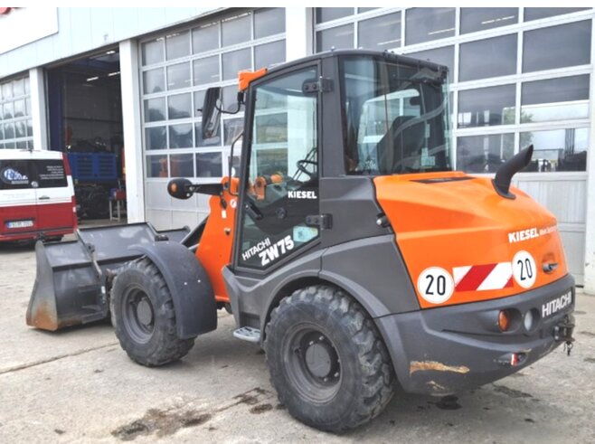 Hitachi ZW75-6
