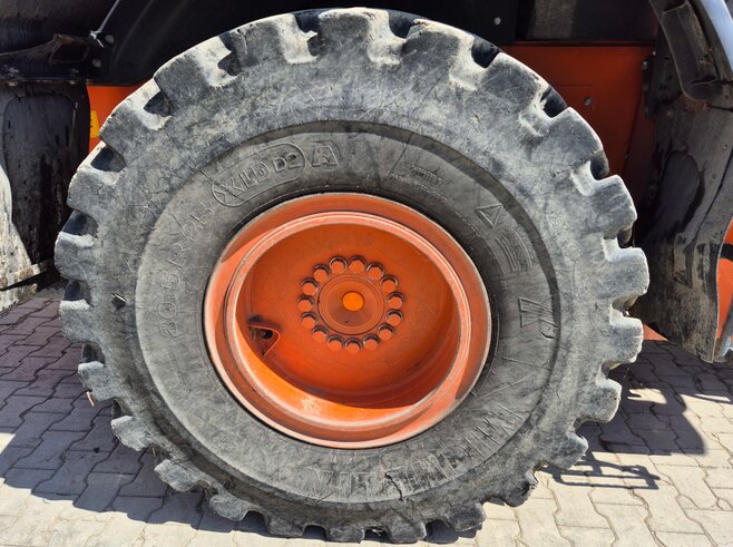 Hitachi ZW180-6