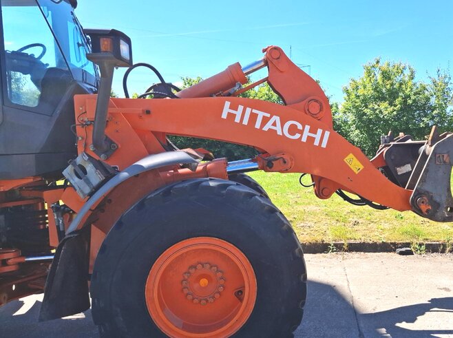 Hitachi ZW180-5