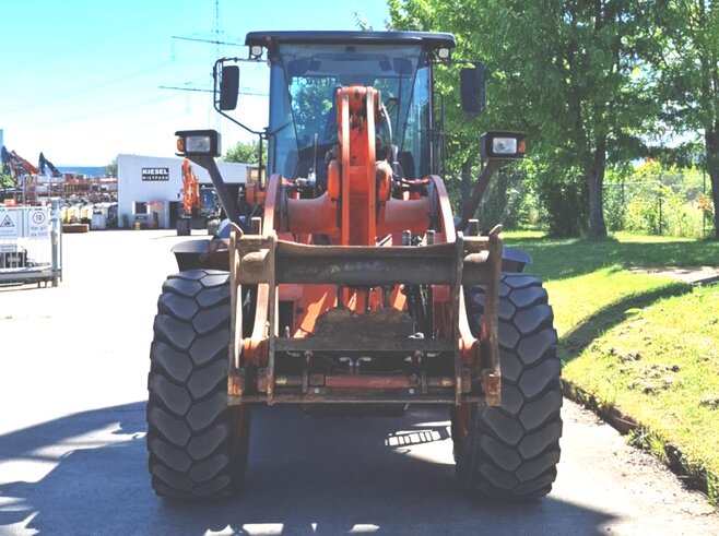 Hitachi ZW180-5