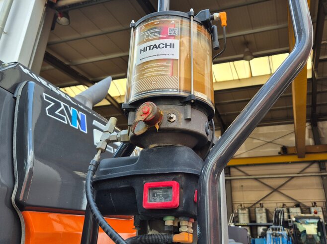 Hitachi ZW250-7