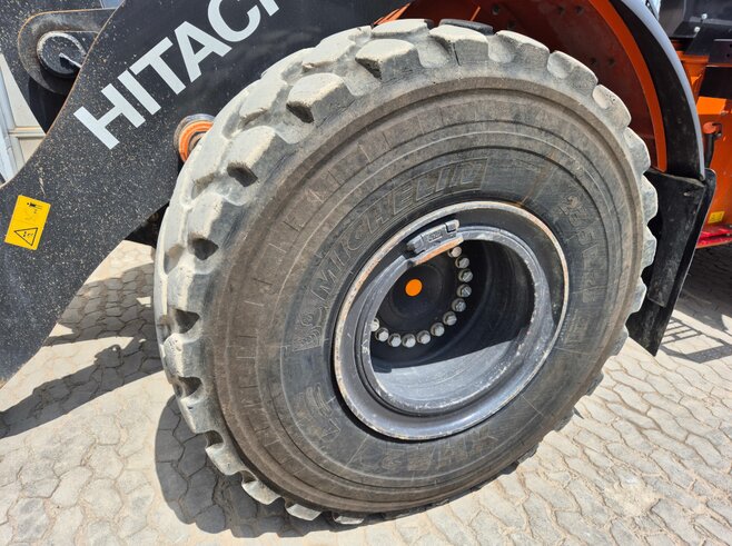 Hitachi ZW250-7