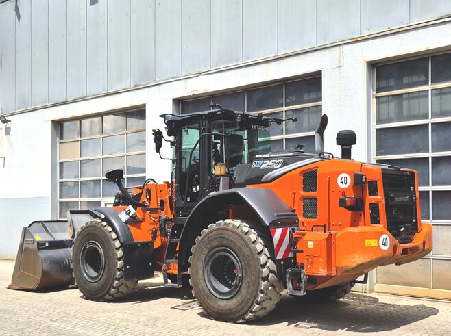 Hitachi ZW250-7
