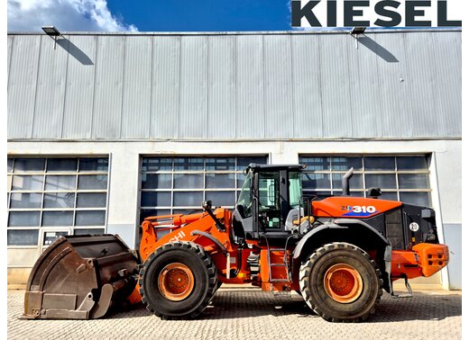 Hitachi ZW310-6