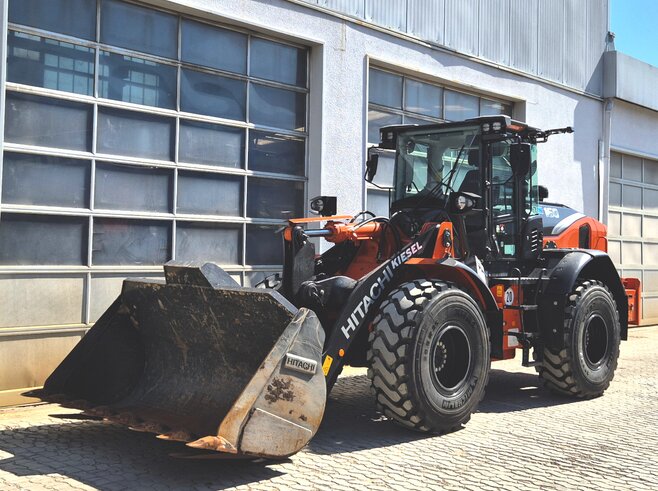 Hitachi ZW160-7