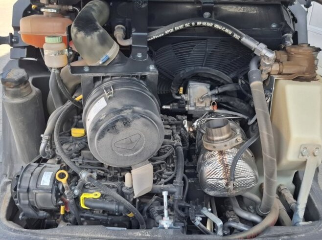Hitachi ZW75-6