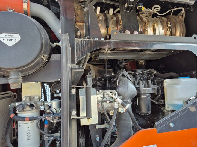 Hitachi ZW220-7