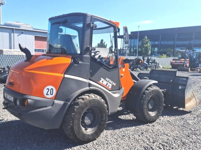 Hitachi ZW75-6