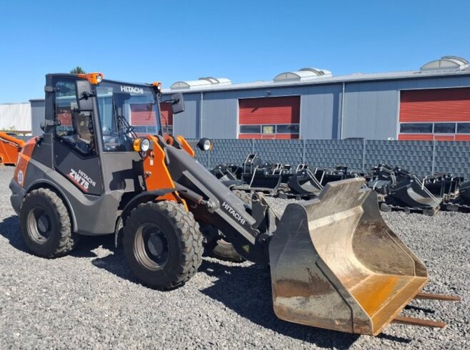 Hitachi ZW75-6