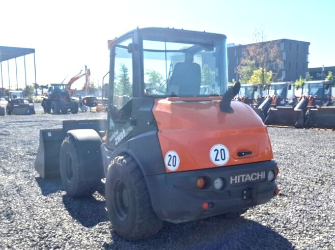Hitachi ZW95-6