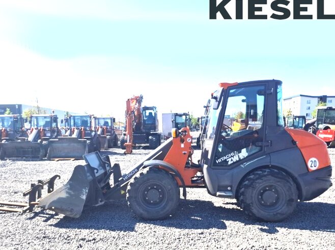 Hitachi ZW75-6