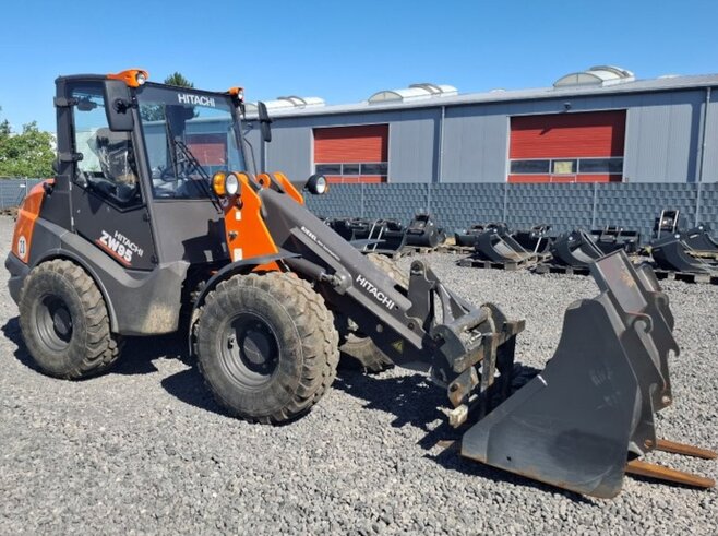 Hitachi ZW95-6