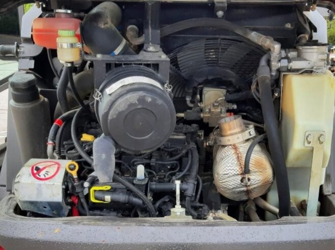 Hitachi ZW95-6
