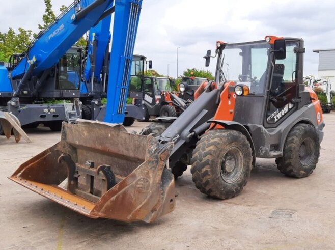 Hitachi ZW95-6