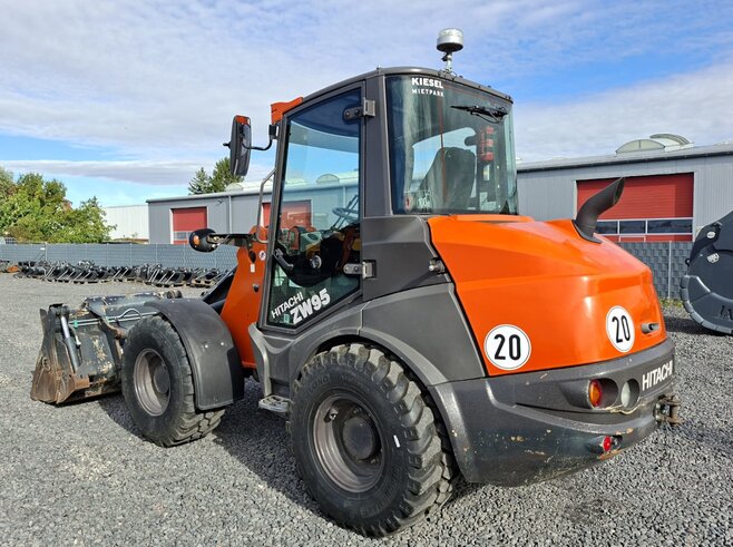 Hitachi ZW95-6