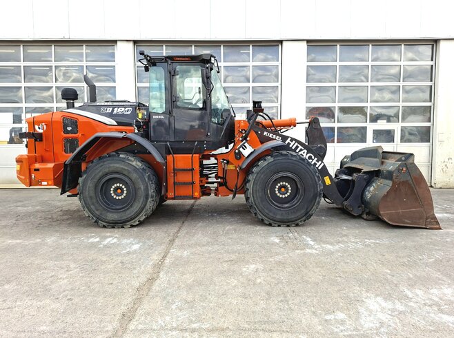 Hitachi ZW180-7