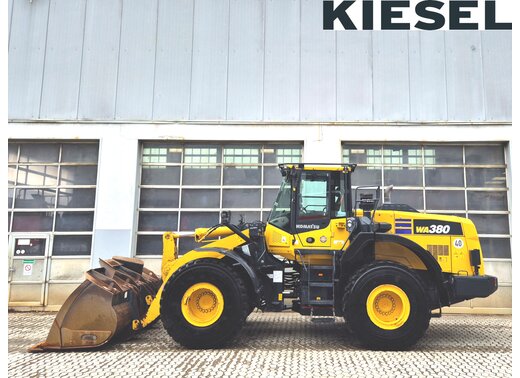 Komatsu WA380-8