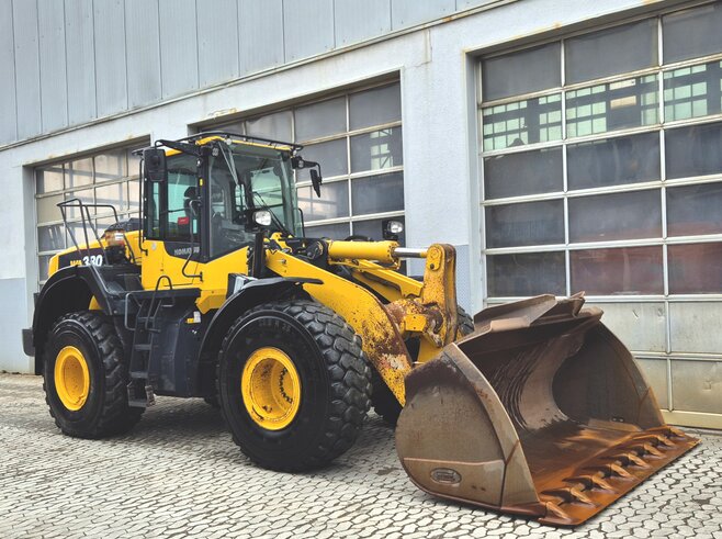 Komatsu WA380-8