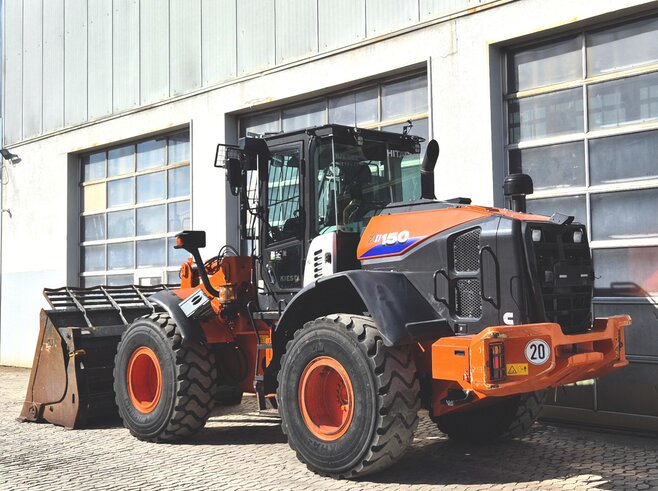 Hitachi ZW150-6