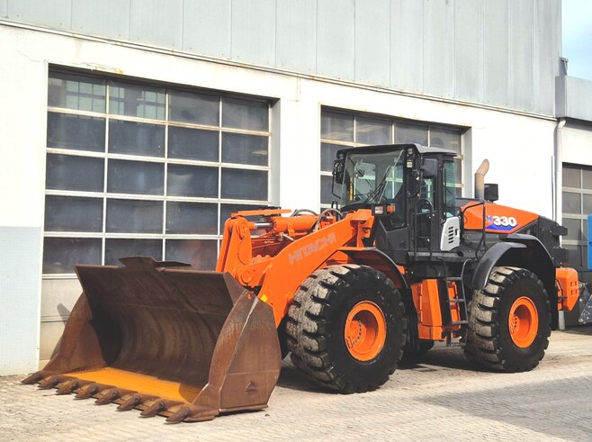 Hitachi ZW330-6