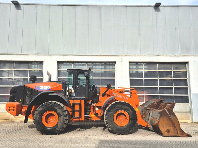 Hitachi ZW330-6
