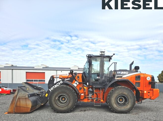 Hitachi ZW220-7