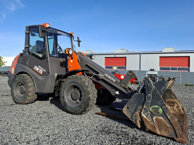 Hitachi ZW75-6
