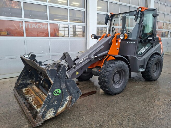 Hitachi ZW75-6