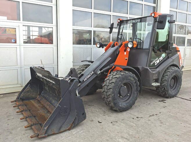 Hitachi ZW75-6